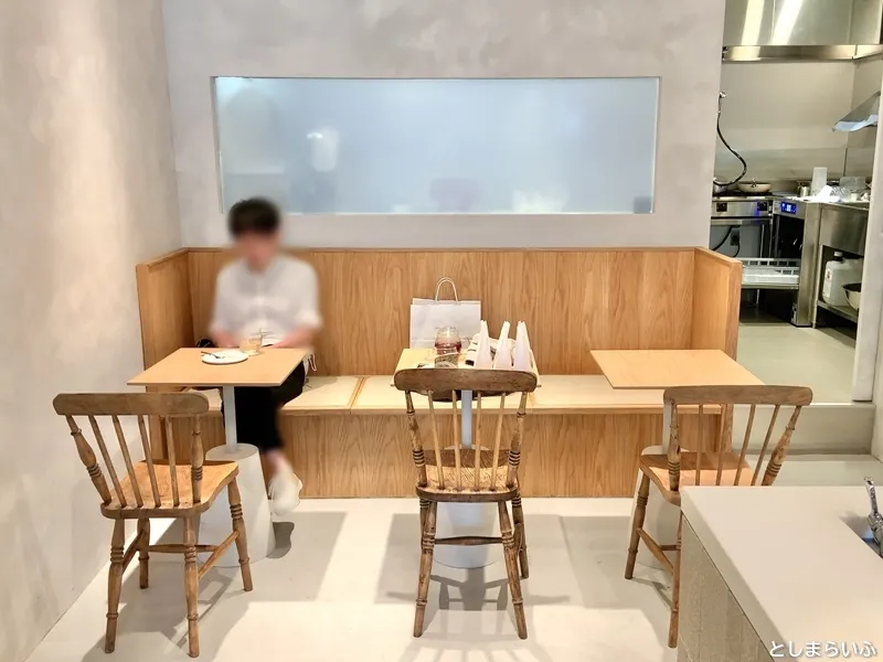椎名町 林檎と紅茶と ベンチ席