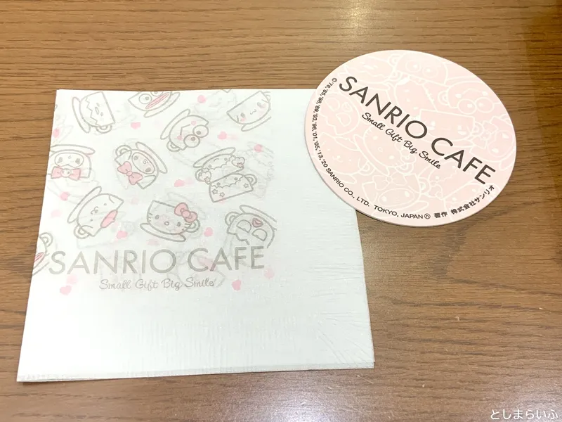 サンリオカフェ ナプキンとコースター